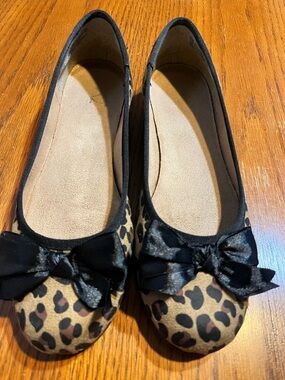 Leopard Print Ballet Flats with Black Bows 8.5 A2 aerosols casual spring summer